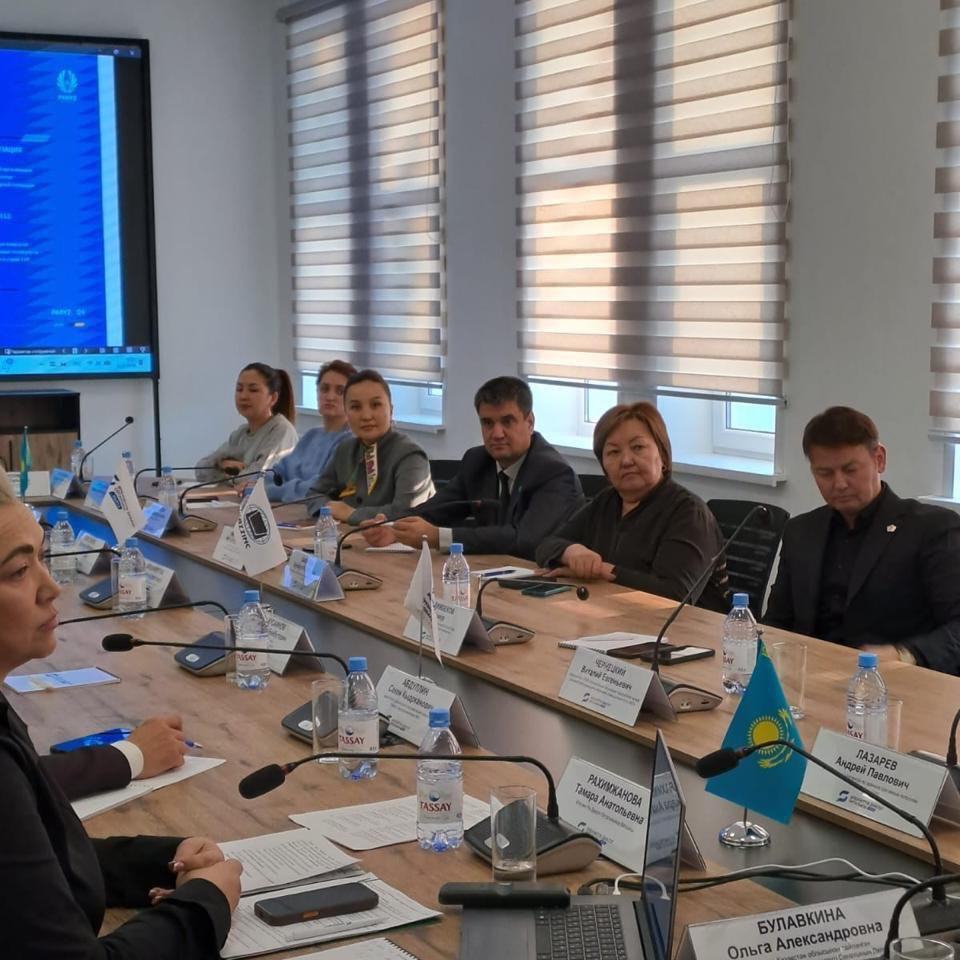 Проект новой Конституции представлен работодателям Усть-Каменогорска