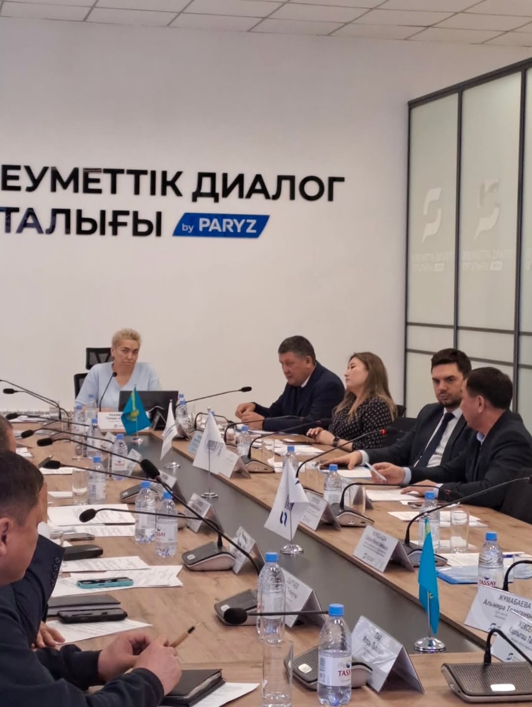 Конфедерация «Paryz» координирует решение вопросов задолженности по зарплатам в Восточно-Казахстанской области.